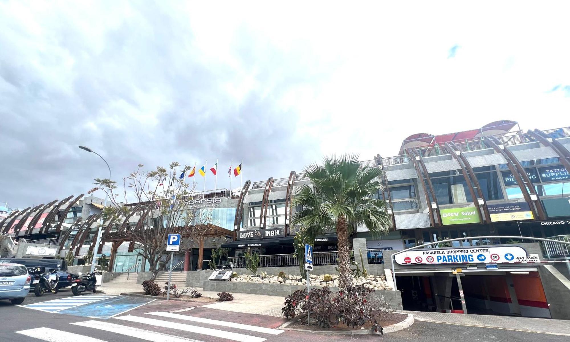 Los Cristianos Piscina Y Terraza Exteriér fotografie